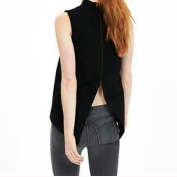 Banana Republic Grey Sleeveless Top - Picture 2 of 5